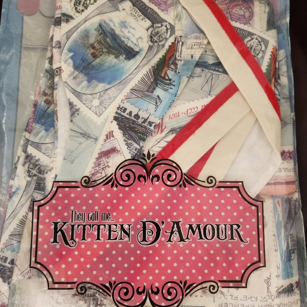 Kitten D'Amour size 12 Postcards From Moscow wiggle dress BNWT - Picture 3 of 3